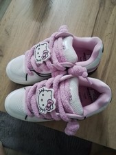 Bershka Hello Kitty Sneaker, ungetragen Grö�...