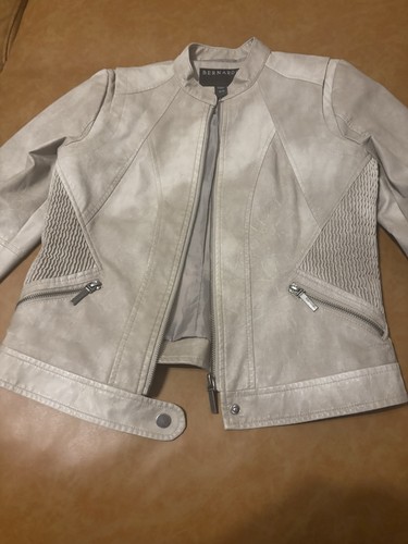 Bernardo Girls Jacket Women Size 14/16 Beige Zip Up & Buckle NWOT Pockets - Picture 3 of 12