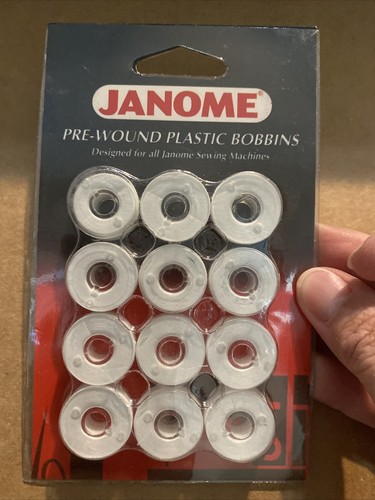 Pack authentique de 12 bobines en plastique pré-enroulées blanches Janome (SB) - Photo 1/2