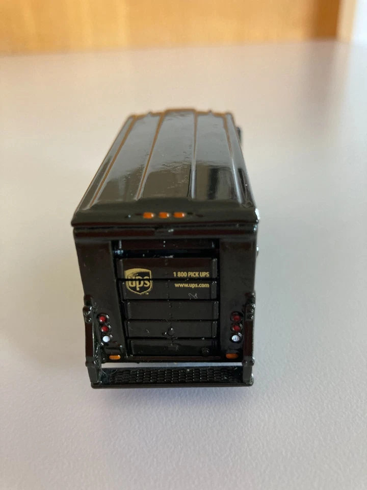 HO 1:87 Norscot UPS P80 camion de livraison no box excellent état - Photo 4/4