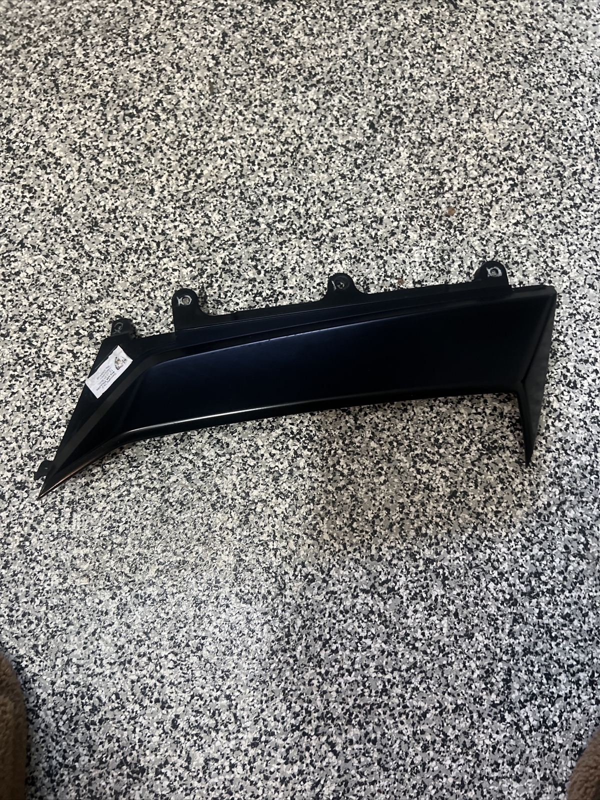 2012-2014 Lamborghini Aventador LP700-4 Right Side Fender Trim 470854776A OEM A1