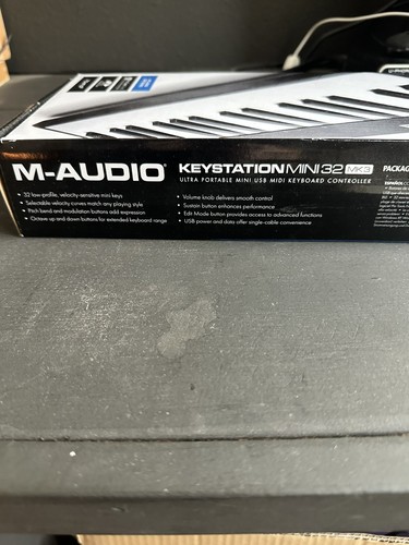 M-Audio Keystation Mini 32 MK3 32-key Keyboard Controller - Picture 4 of 4