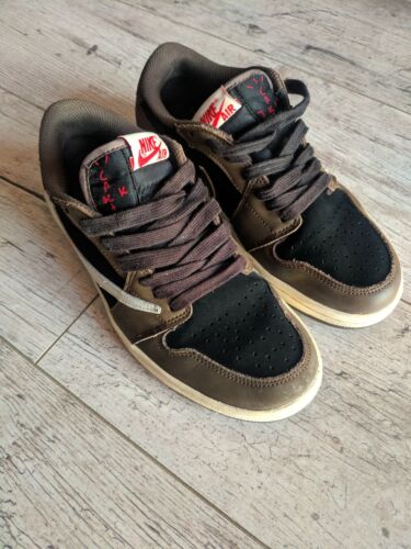 Jordan 1 Retro Low OG SP Travis Scott