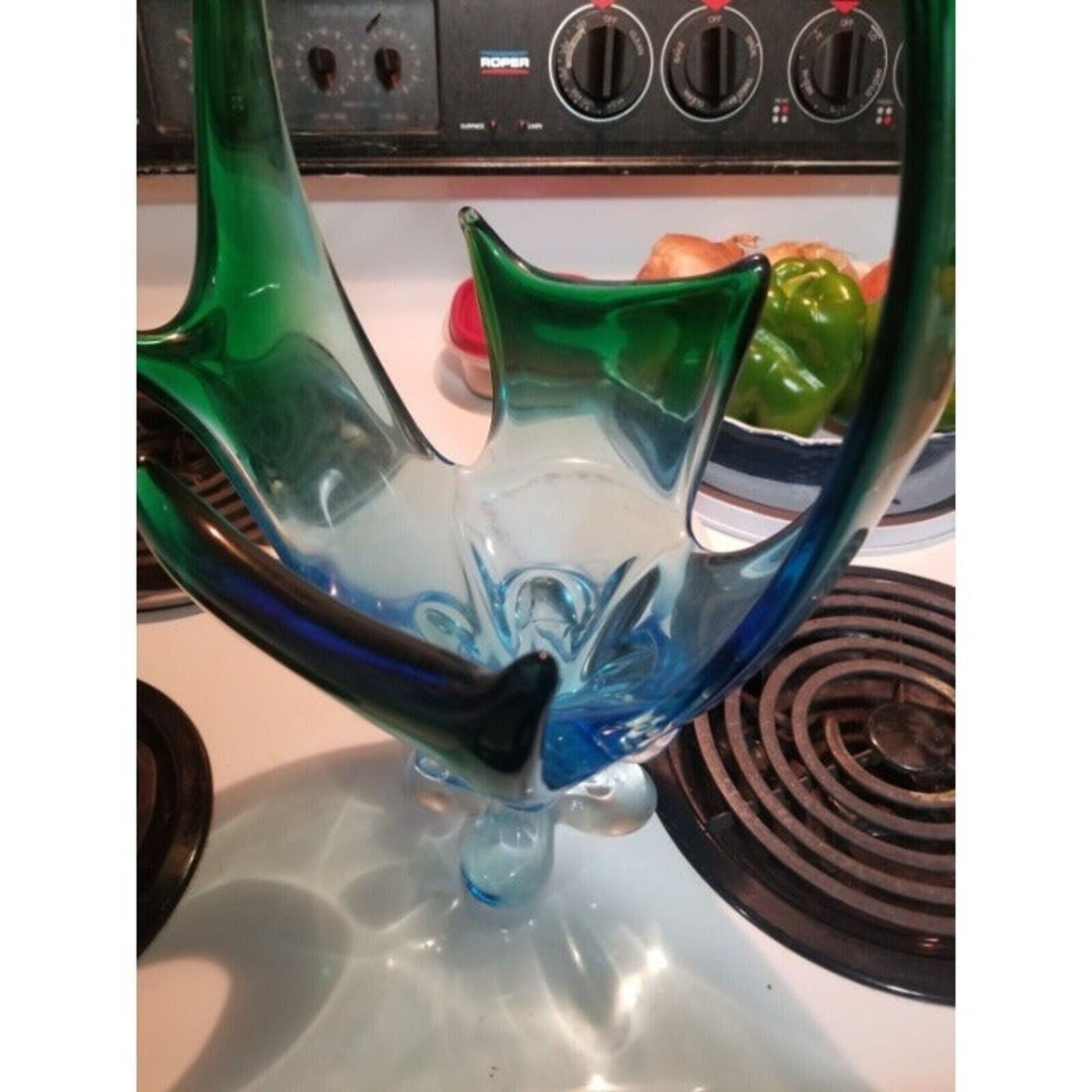 Picture 2 of 10