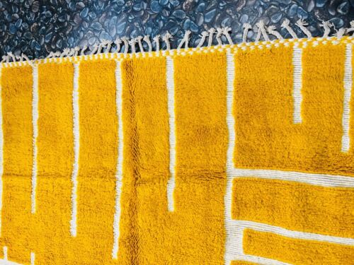 Moroccan Yellow Rug - Authentic Moroccan rug - Berber Carpet - Genuine Wool Rug - Picture 5 of 16