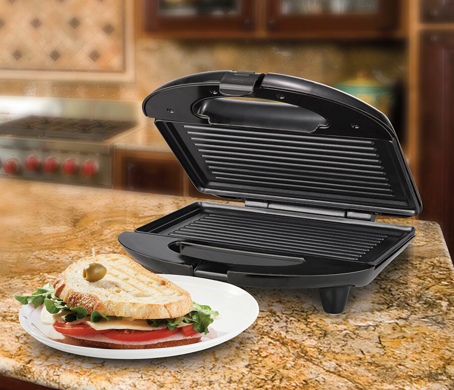 Johnsonville BTG0500 Sizzling Sausage 3in-1 Black Indoor Electric Grill  with Removable Plates for sale online