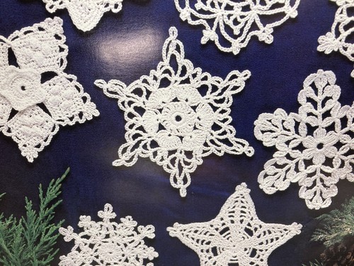 Annie’s Attic Snowflakes & Stars Crochet Patterns Booklet 18 Patterns 1992 - Picture 3 of 16