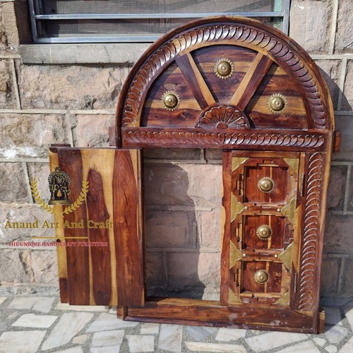 Ventana vintage de madera con talla y trabajo de latón/ventana envejecida/arte étnico - Imagen 5 de 8