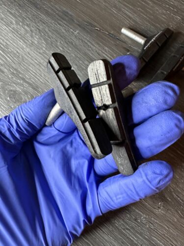 Shimano M-System Threadless Cantilever Bike Brake Pads - Picture 5 of 6