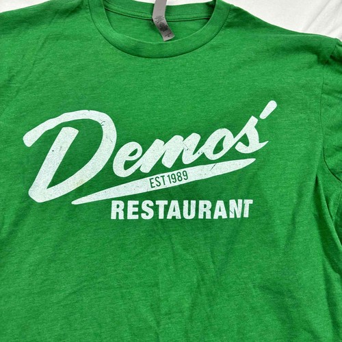 Demos' Restaurant Murfreesboro TN Unisex Graphic TShirt Green Crew Neck Medium - Picture 2 of 7