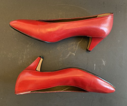 Yves Saint Laurent YSL Vintage Heels Red Classic Kitten Pump Shoes 35 1/2 US 5.5 - Picture 5 of 9