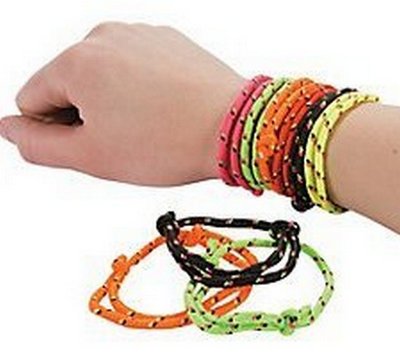 Pack of 24 - Retro Friendship Bracelets 