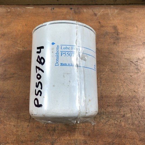 Donaldson Engine Oil Filter For Ford And International 6.9 & 7.3 Diesel Engine - Picture 2 of 3