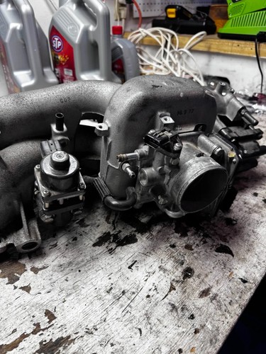 2008-2011 Subaru Impreza JDM 2.5i Intake Manifold Non Turbo Top Feed - Picture 3 of 5