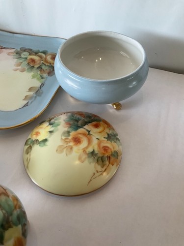 Tocador tocador de porcelana antiguo M & Z Austria rosas amarillas detalle dorado y azul - Imagen 10 de 12