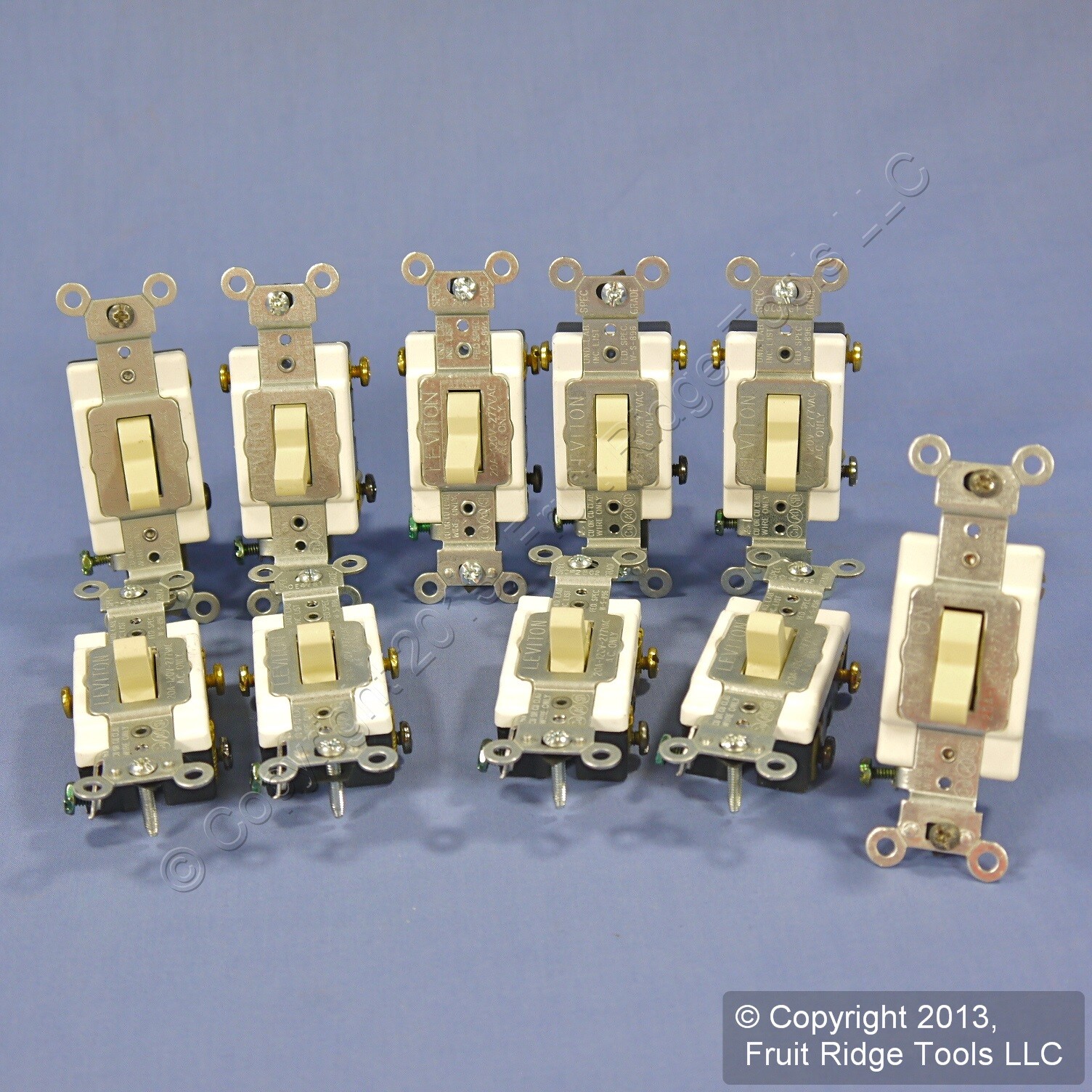 10 Leviton Ivory 3 Way Commercial Toggle Wall Light Switches 20a Csb3 20i