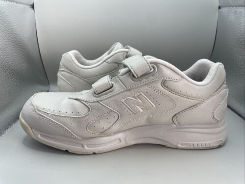 Scarpe da passeggio New Balance MW575VB da uomo 8,5 2E Biege grigie con passante per gancio - Foto 9 di 9