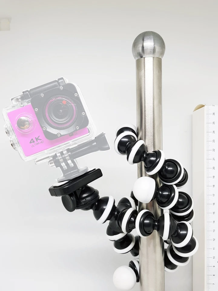 Large Octopus Flexible Gorilla Tripod For DSLR/Camcorder/DSLR/Smartphone/GoPro - Image 2 of 4