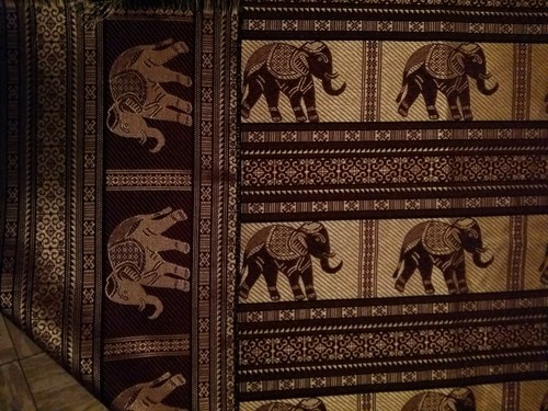 4 Kissen Bezüge und 1 Tischläufer Brokat Jacquard Elefant - Bild 2 von 9