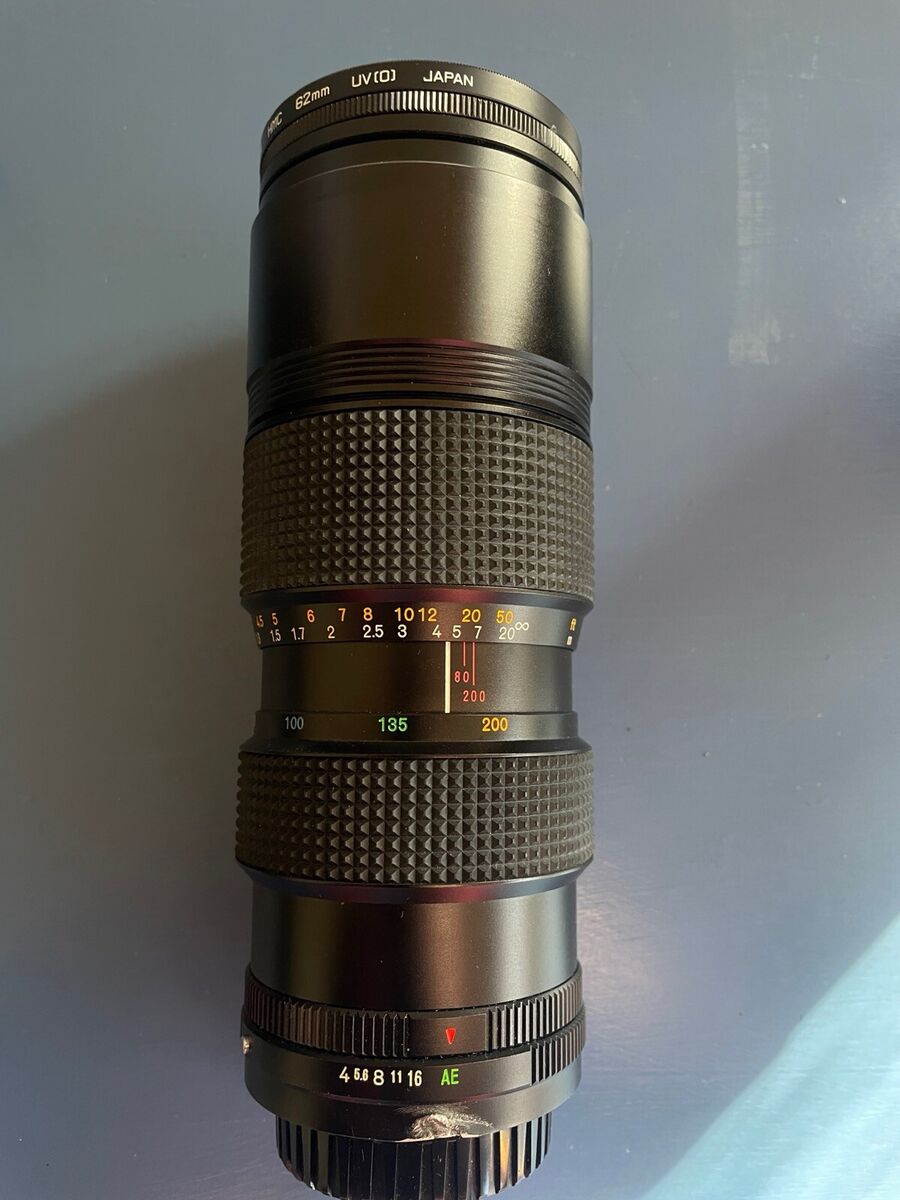 Konica Zoom Hexanon AR 80-200mm F4 Lens With Original Case