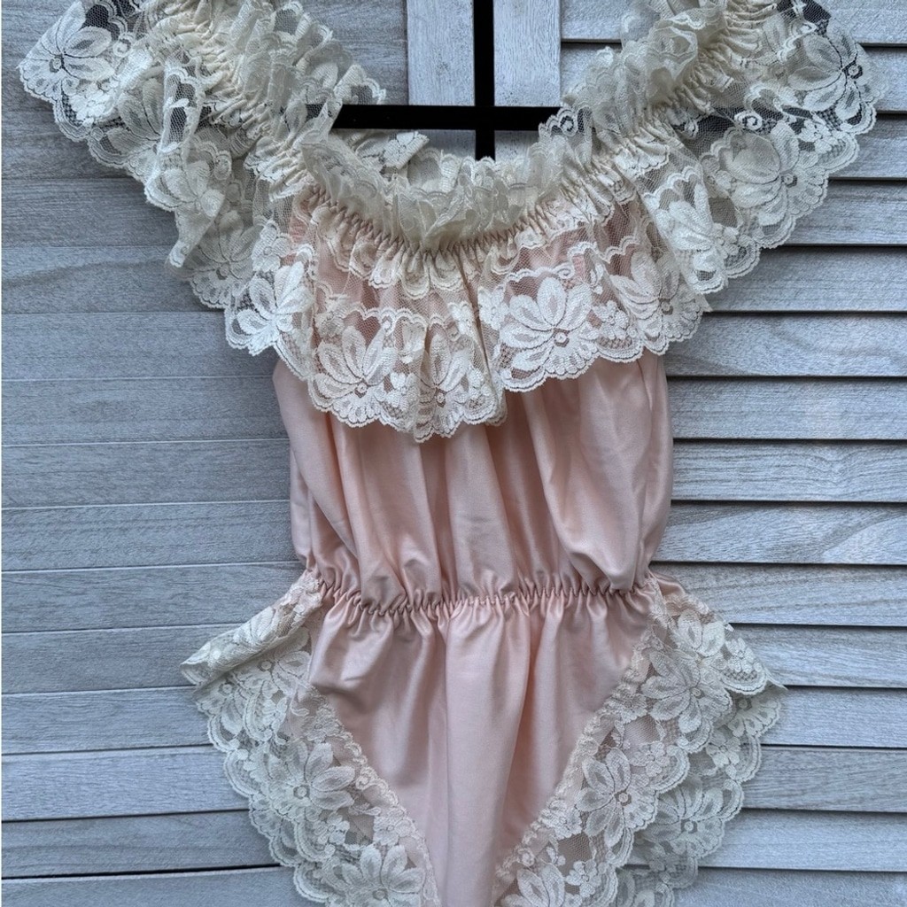 Picture 4 of 10