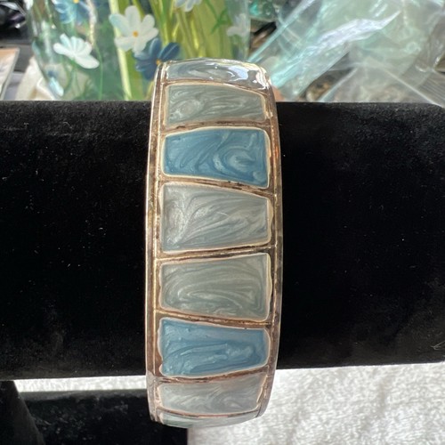 Enamel Clamper Bracelet Retro Silver Tone Shades of Blue Beachy Hinged Bangle - Picture 12 of 14