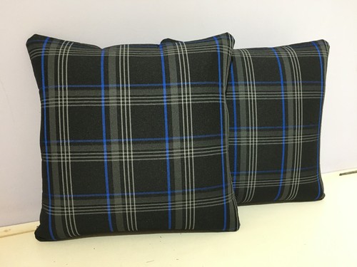 2x blaue GTI Schottenkaro Kissenbezüge 38 x 38 cm - Rock and Roll Bettkissen
