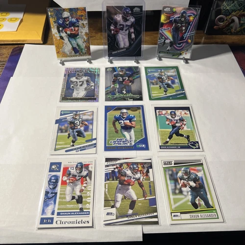Shaun Alexander 12 Card Seattle Seahawks Lot Includes A Black Topps Chrome