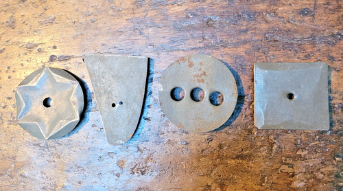 COLLECTION OF 15 ANTIQUE TIN COOKIE CUTTERS VARIOUS SUBJECTS - Picture 9 of 12
