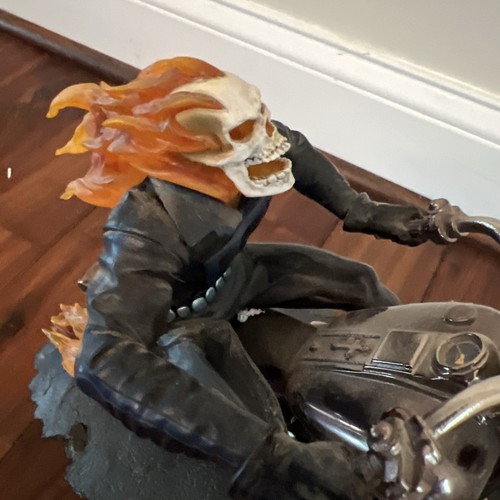 Ghost Rider Statue Super Chrome Version Marvel #829/1000 - Picture 3 of 20