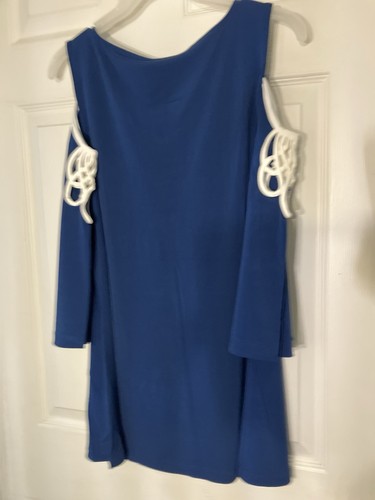 Women’s Cold Shoulder Top By Kate&Mallory Size Medium -New Shipment! Great Price - Picture 3 of 4