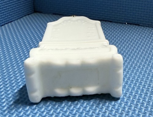 Vintage Avon Armoire Milk Glass Bottle Empty - Picture 6 of 6