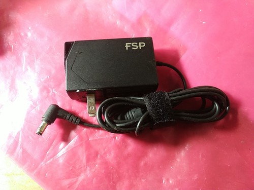 GENUINE FSP FSP065-10AABA 19V 3.43A 65W Power AC Adapter