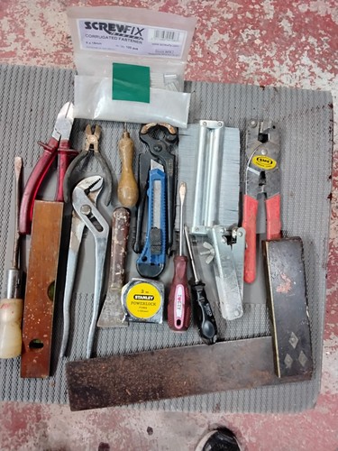 Tools An Gloves Job Lot