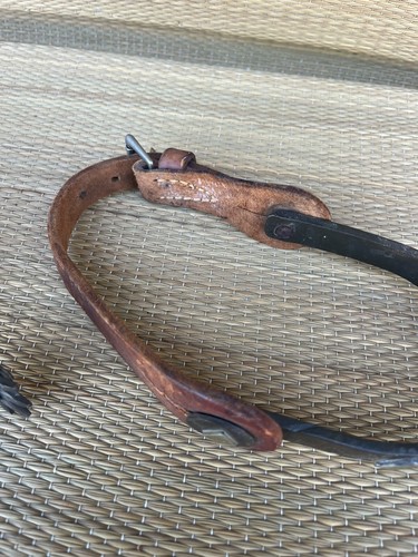 Vintage Spurs Cowboy Western Hand Forged Iron Matching Set leather straps - Picture 8 of 11
