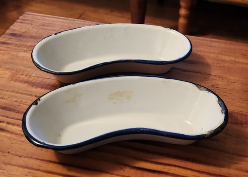 Set- 2 Vintage Enamelware Kidney Pans White W/Blue Trim Medical Hospital Dental - Picture 6 of 7