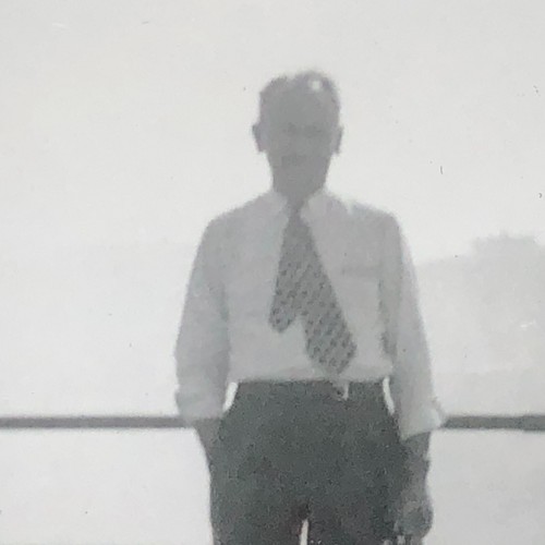 Vintage Photo Candid Snapshot Niagara Falls 1958 Handsome Guy Tie Photograph USA - Picture 2 of 5