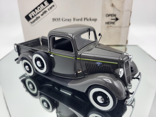 DANBURY MINT 1935 GRAY FORD PICKUP TRUCK **VERY RARE/PRISTINE/TITLE/RECEIPT/READ - Picture 7 of 24