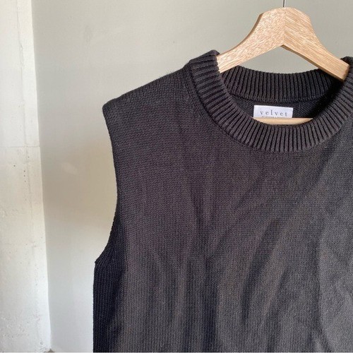 NWT Black Velvet by Graham & Spencer “Aster” Crewneck Sweater Sz Small - Picture 3 of 7