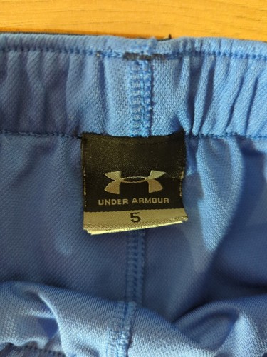 Girls' Youth Under Armour Elastic Band Shorts, Size XS 5 Loose - Picture 3 of 4