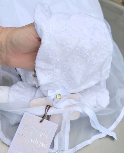 Catherine Malandrino weißes Taufkleid Taufkleid mit Haube - Booties - Höschen - Bild 6 von 15