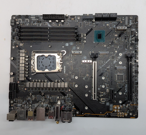 Motherboard Unbekanntes Modell - Einzelteile/Defekt A - Afbeelding 3 van 5