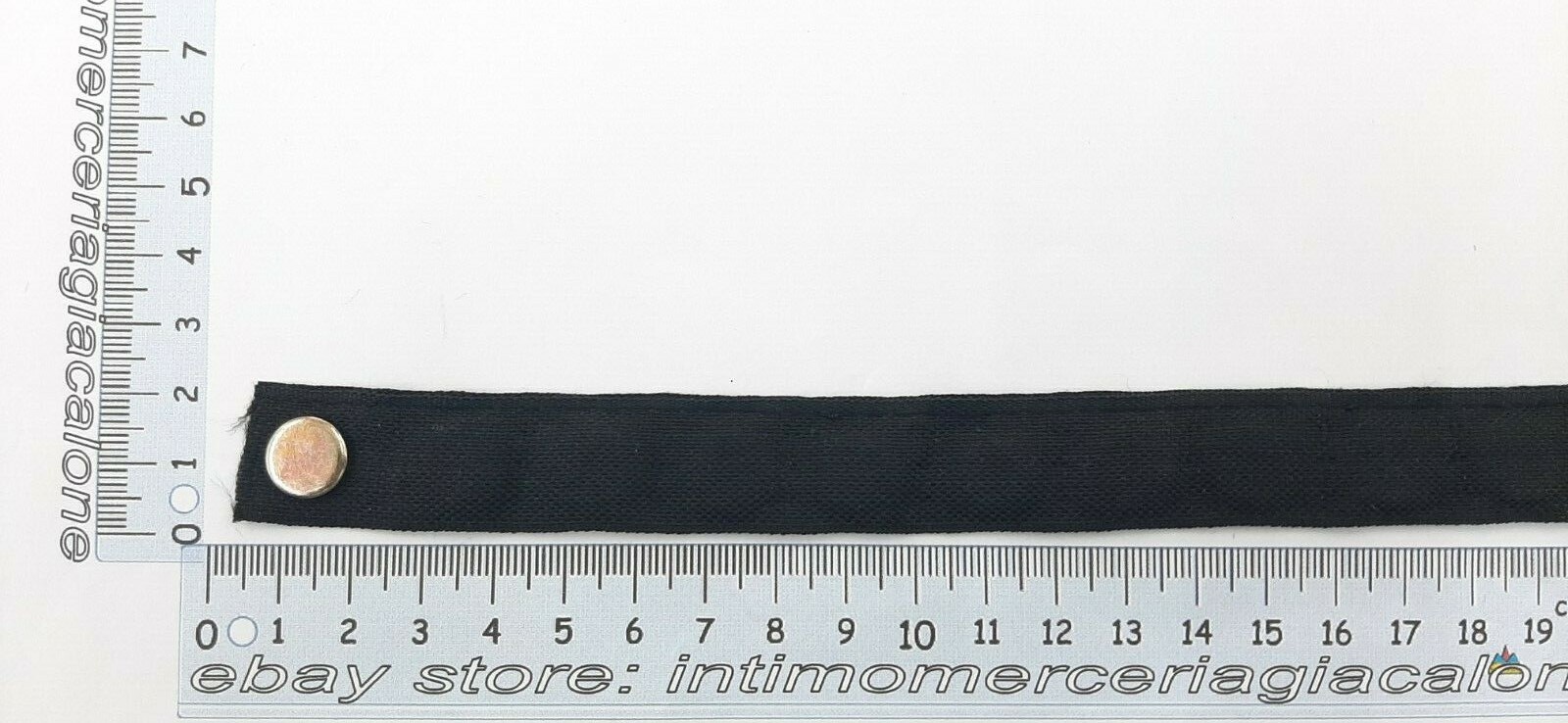Foto 1 di 4