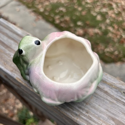Small Vintage Frog Planter Green Pink Lotus Flower 3.25” Tall - 第 2/8 張圖片