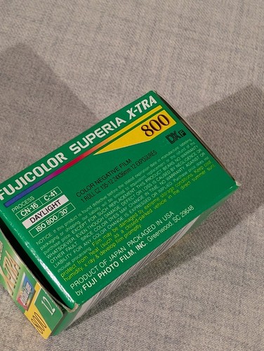 Fujifilm Superia XTRA 800 ISO 12 EXP 35mm Farbfilm - ABGELAUFEN 04/2007 - Bild 4 von 5