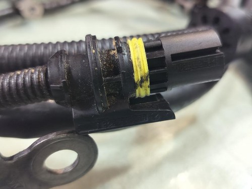 MERCEDES-BENZ E-CLASS E250 SPORTS 2011 Battery Cable Positive A6511590046 - Picture 2 of 7