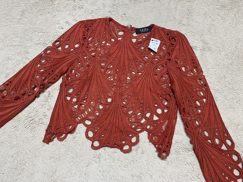 AKIRA Top Womens Small Open Weave Crop Rust Long Sleeves Full Zipper On Back NWT - Picture 7 of 11