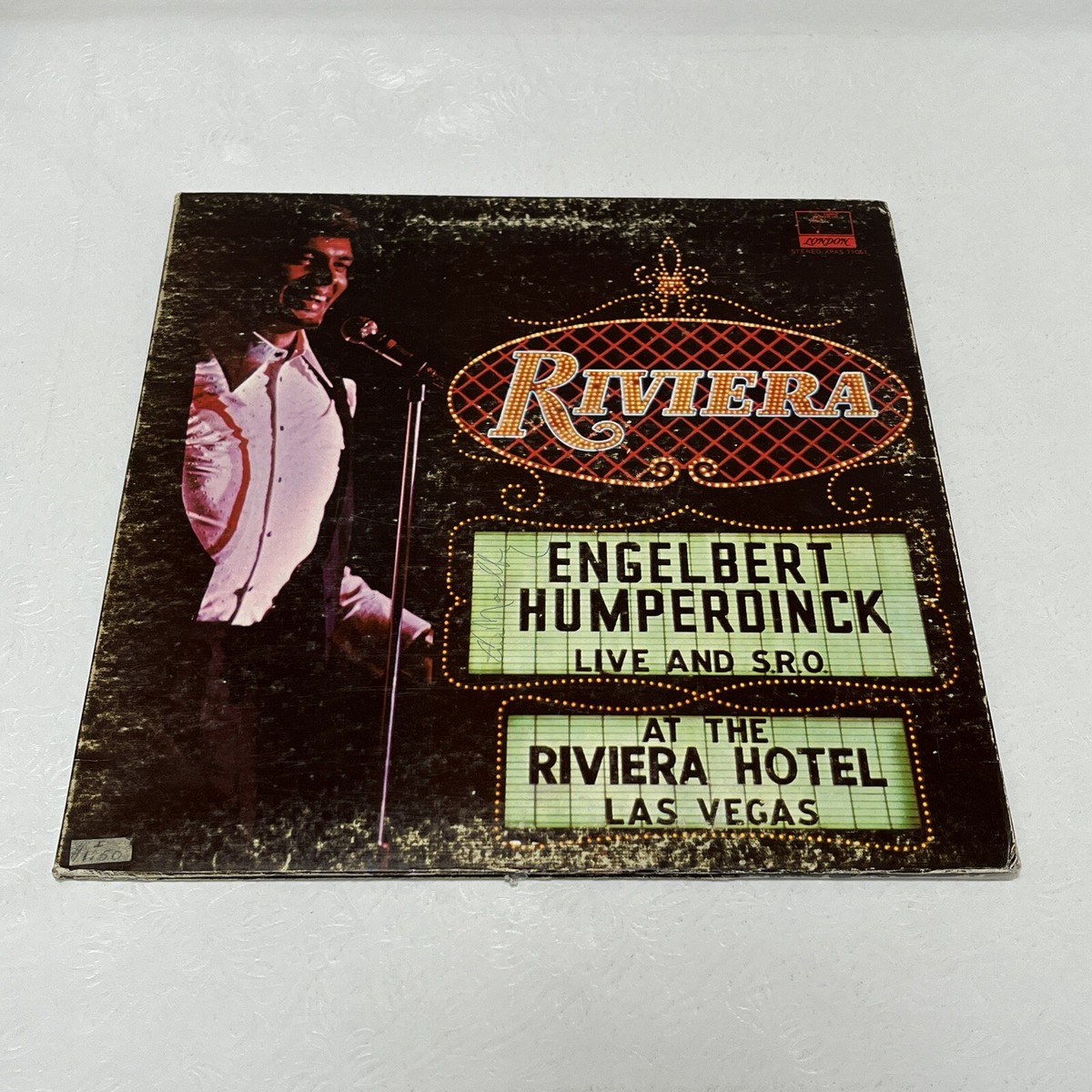 Engelbert Humperdinck-Live At The Riviera Hotel, Las Vegas Vinyl 
