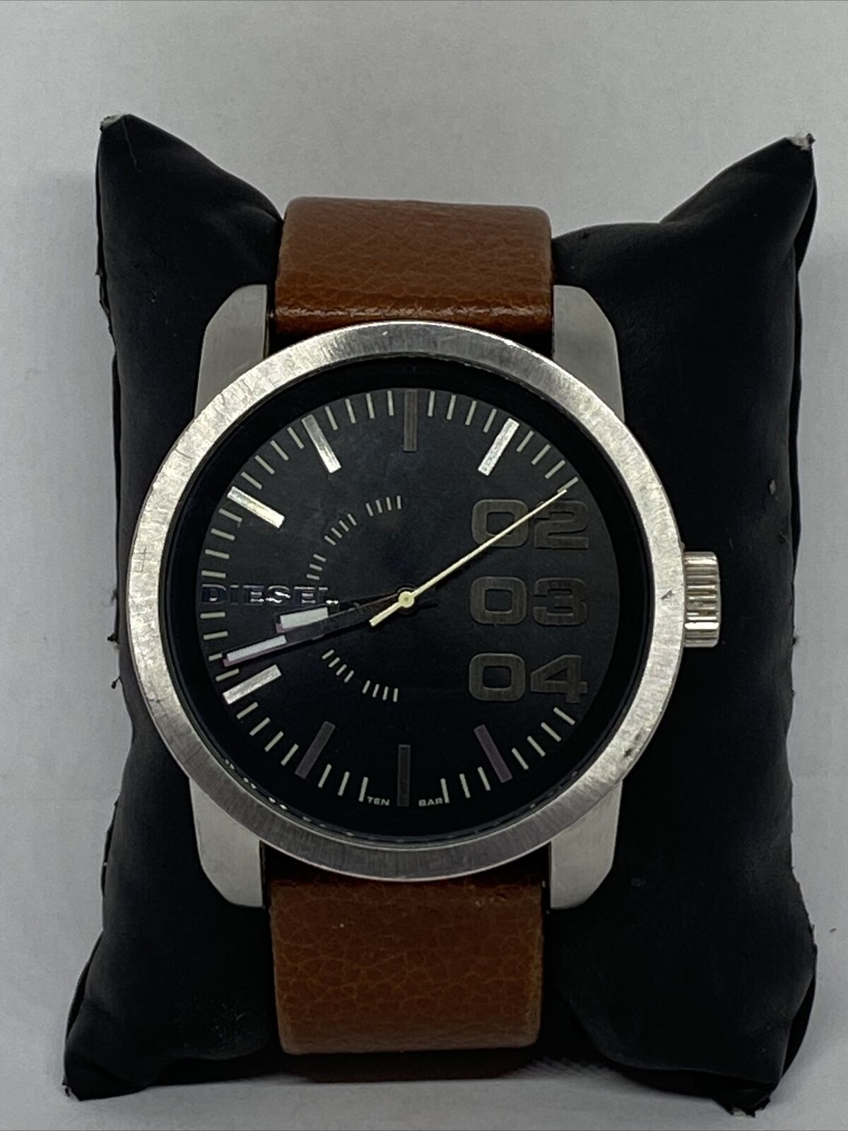 Diesel DZ-1513 Men's Brown Leather Analog Dial Quartz Genuine Wrist Watch  UC554