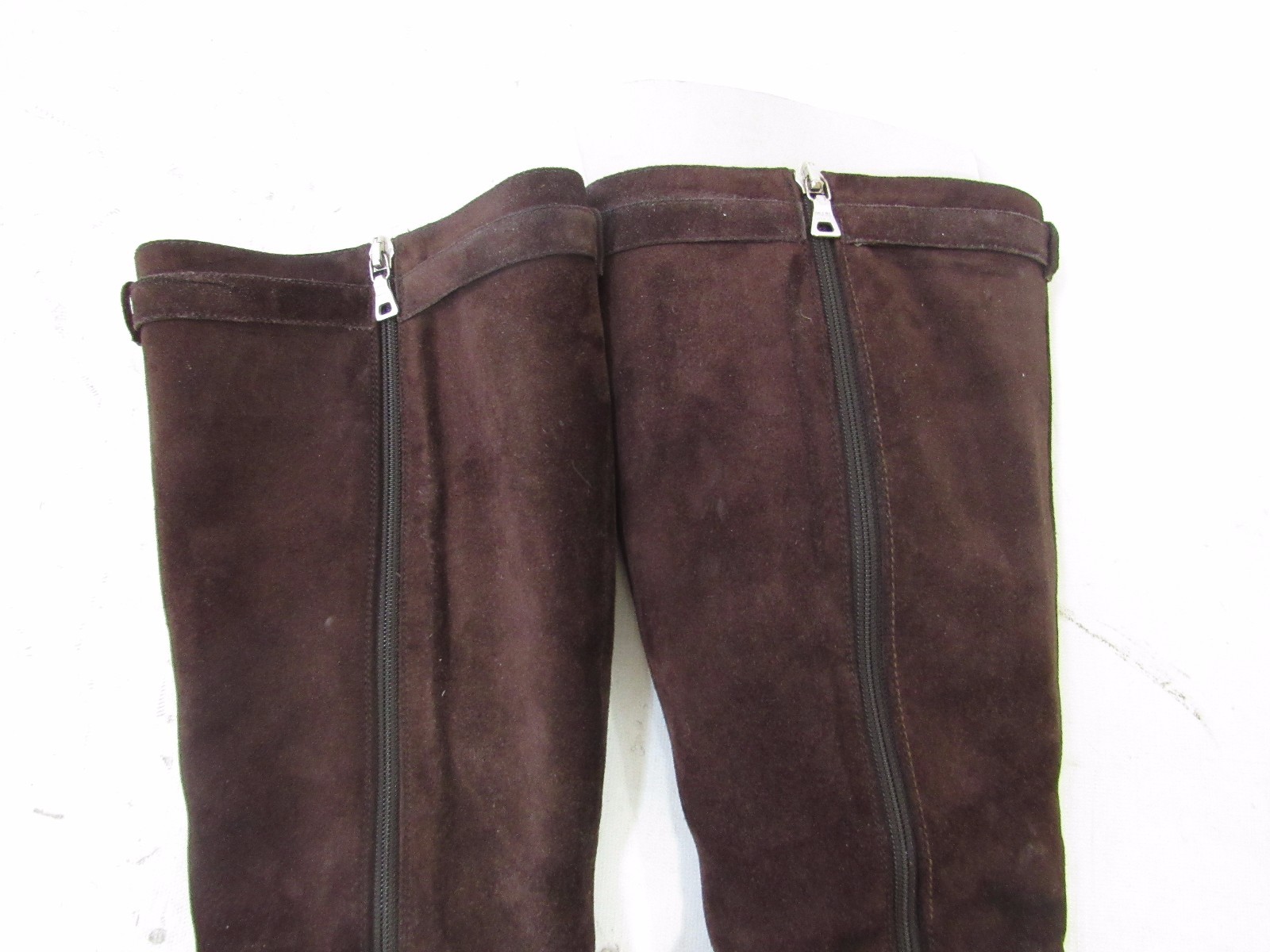 Prada Marrón Gamuza Puntera en Talla Punta botas de tacón hasta la rodilla Gatito Talla en 38 1ba7fe Prada Marrón Gamuza Puntera en Talla Punta botas de tacón hasta la rodilla Gatito Talla en 38 1ba7fe